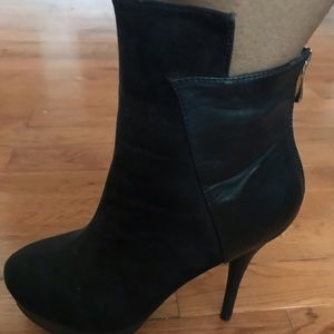ankle boots